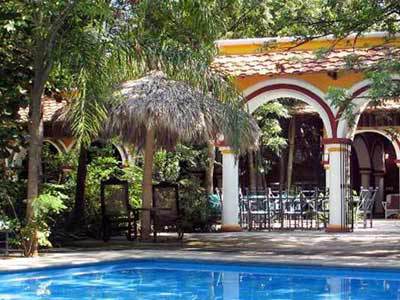 HOTEL LA CASA DE LOS ARBOLES CUERNAVACA 5* (México) - desde 2816 MXN |  BOOKED